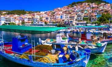 Ayvalık Kalkışlı Midilli Adası Turu - Feribot  İle - 2 Gece 3 Gün