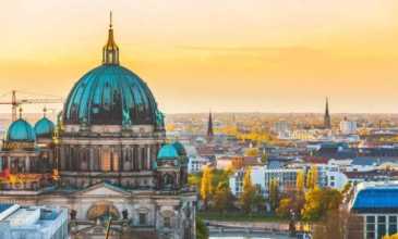 Orta Avrupa'nın Altın Üçgeni Turu - Ajet Havayolları İle - 7 Gece 8 Gün - Cesky Krumlov & Bratislava & Pandorf Outlet Turları Dahil - Yılbaşı Özel Promosyon
