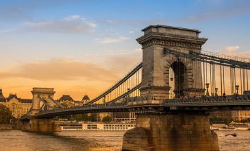 Otobüs ile Baştanbaşa Büyük Orta Avrupa Şehir Turları - 8  Gece 9 Gün - Şehir Turları ve Ekstralar Dahil