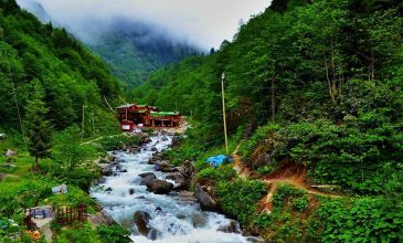 Antalya Çıkışlı - Van Kars Karadeniz Batum  Turu -  SunExpress Havayolları ile - 7 Gece 8 Gün